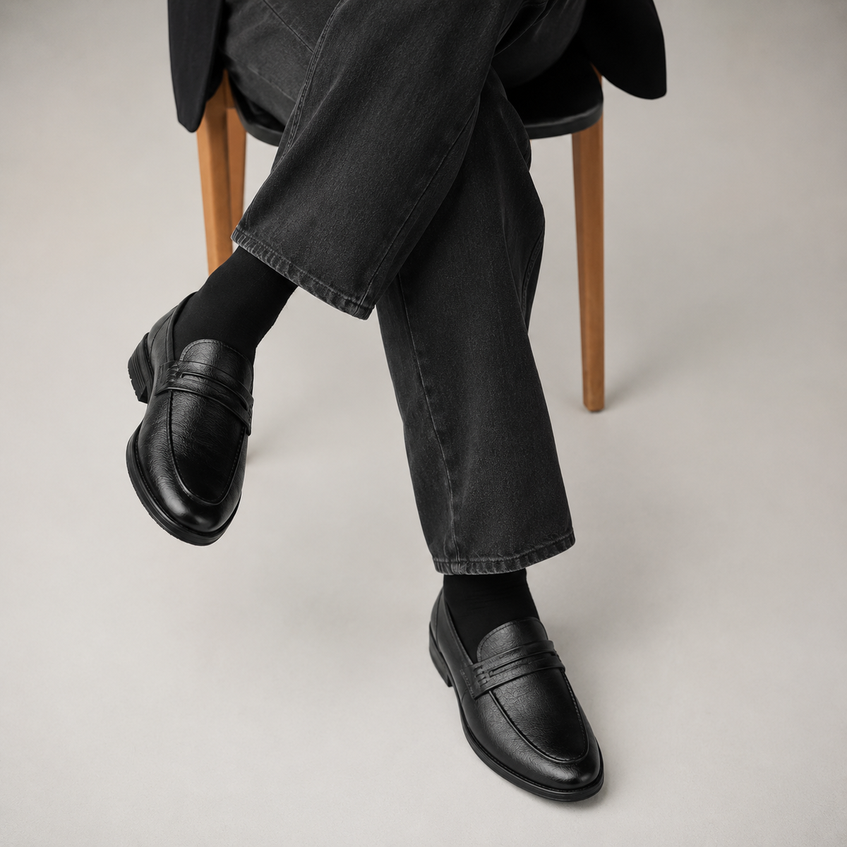 Vegas : Premium Ease Loafers