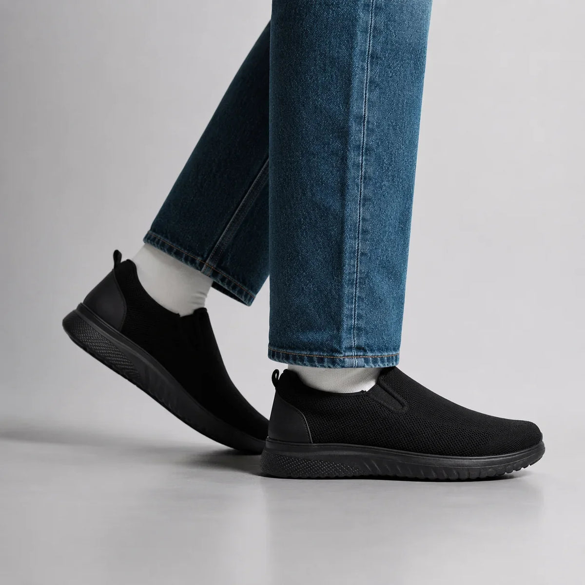 Charge 2.0: Breathable Cushioned Shoes