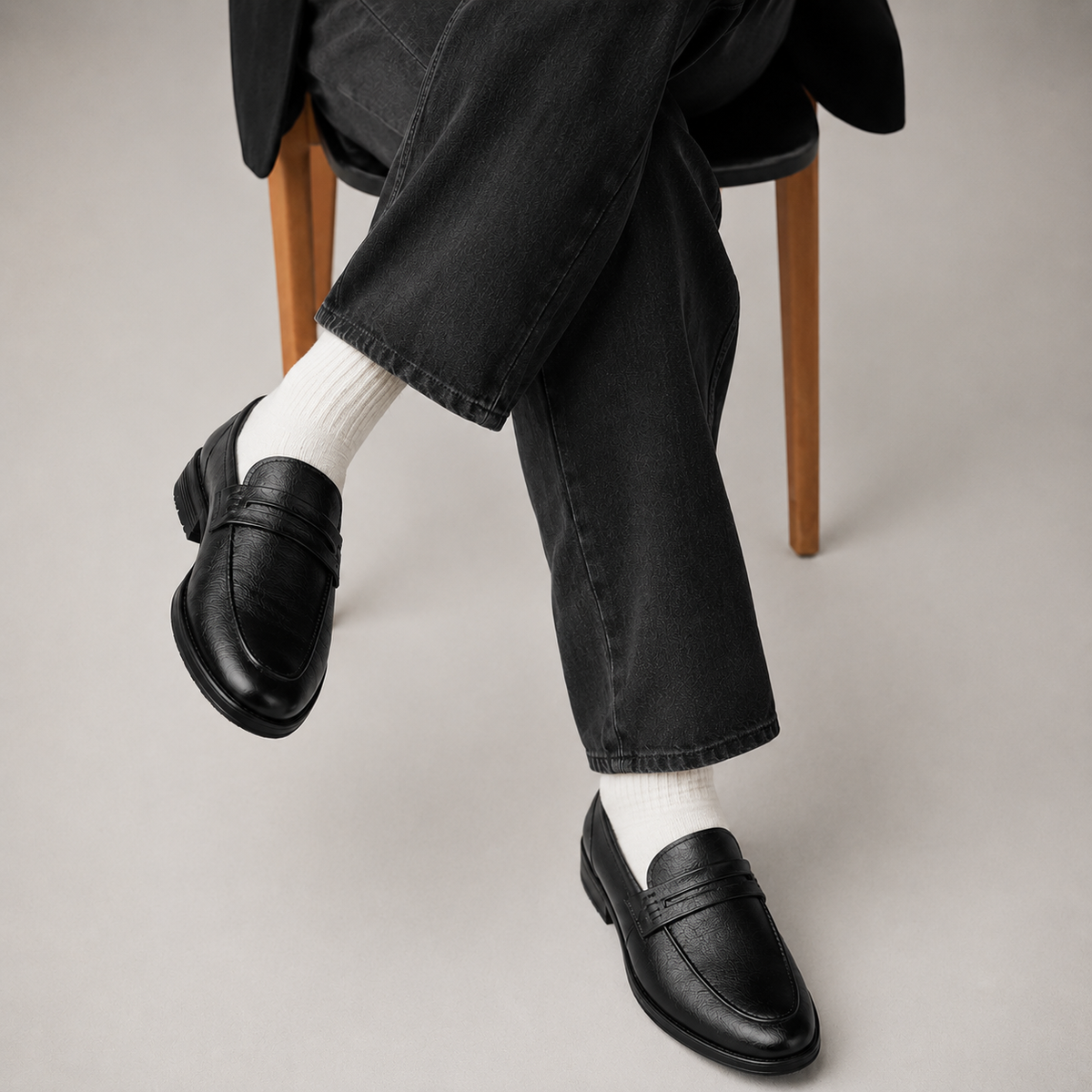 Vegas : Premium Ease Loafers